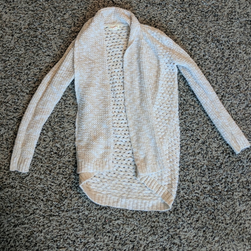 Girls cream knit sweater size 7/8
